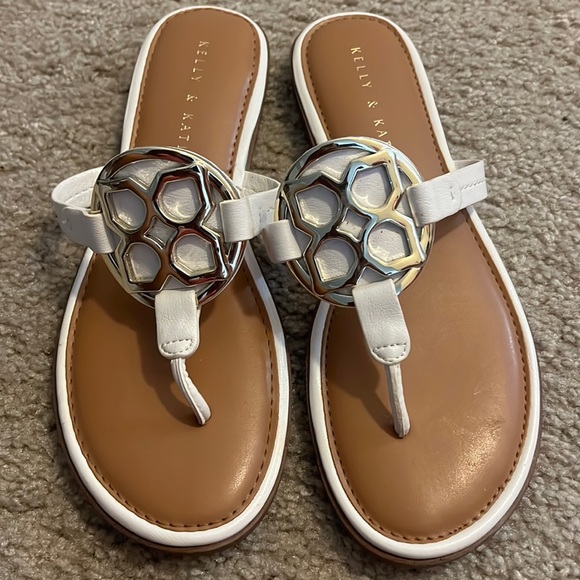 Kelly & Katie Thong Sandals Sz 8M - Picture 3 of 6